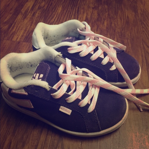 girls etnies